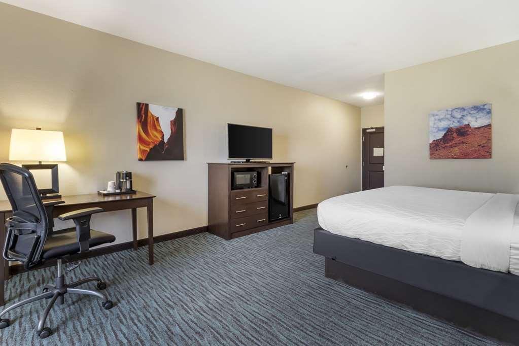 Best Western Plus Longhorn Inn&Suites Luling Chambre photo