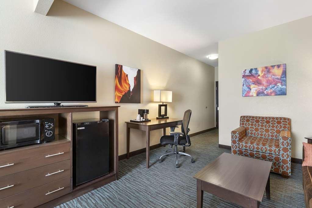 Best Western Plus Longhorn Inn&Suites Luling Chambre photo