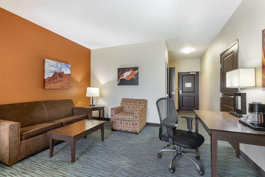 Best Western Plus Longhorn Inn&Suites Luling Chambre photo