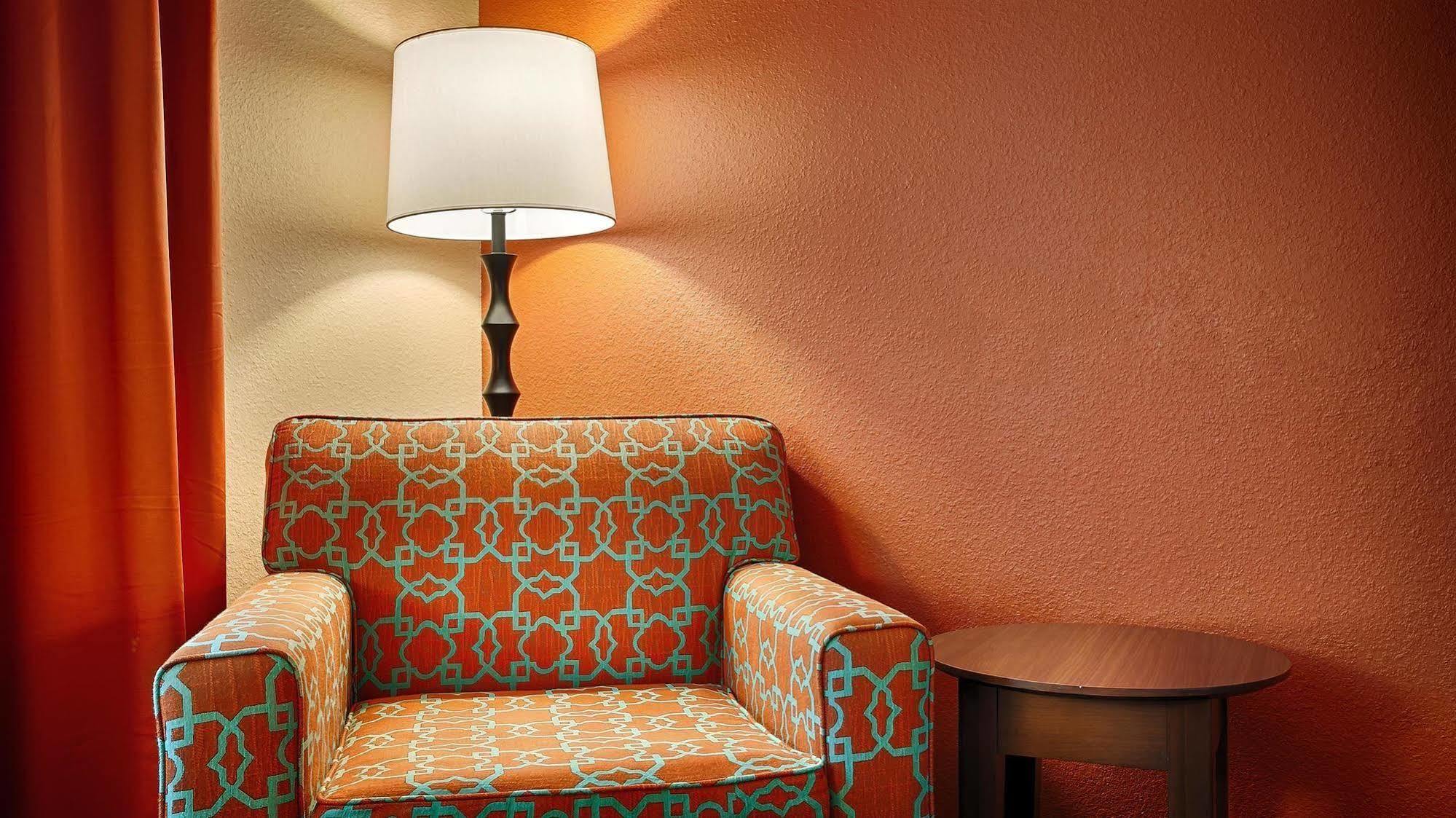 Best Western Plus Longhorn Inn&Suites Luling Extérieur photo