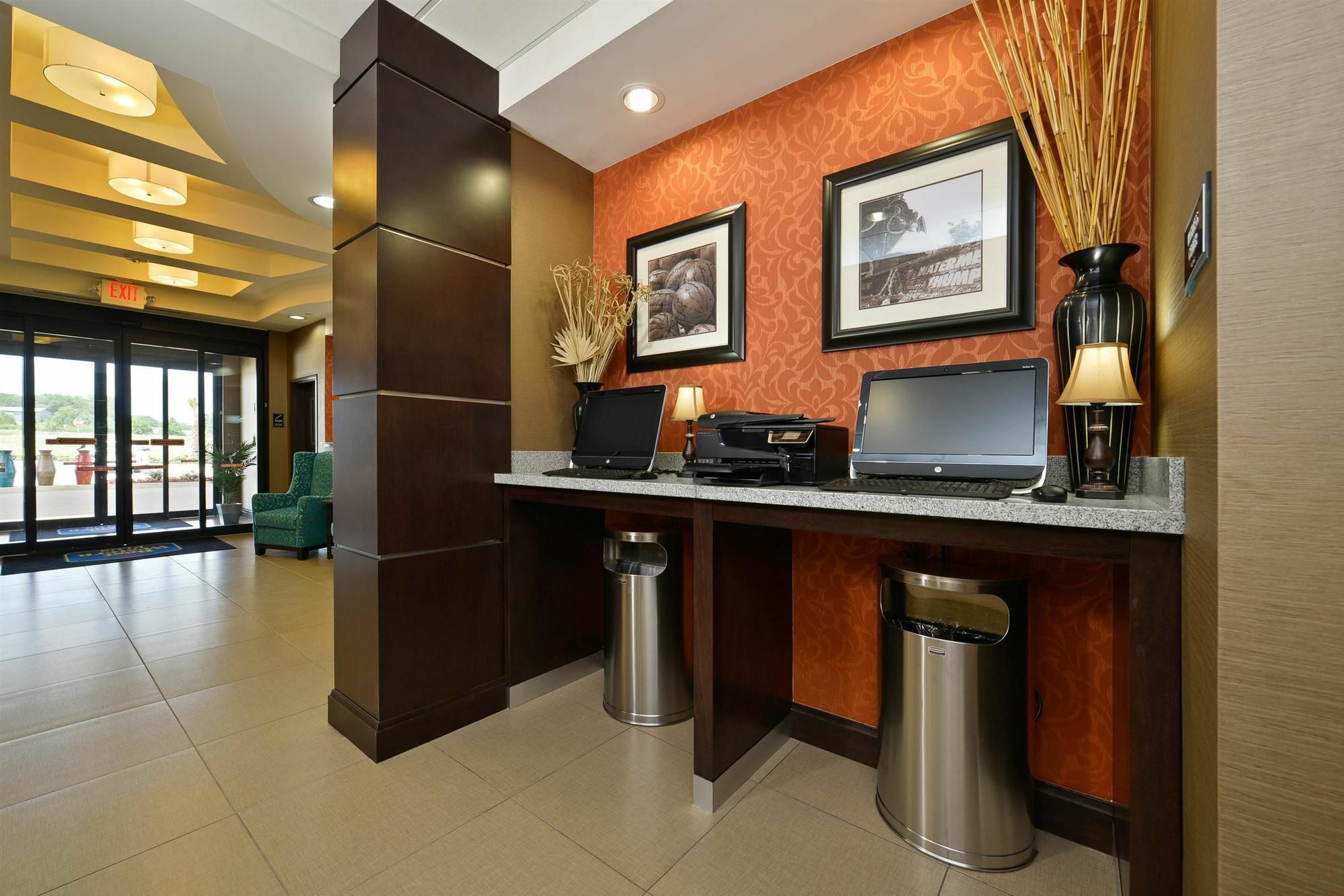 Best Western Plus Longhorn Inn&Suites Luling Extérieur photo